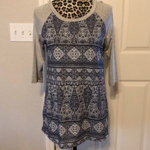NWT Honey & Lace/Piphany Monrovia Raglan Tee